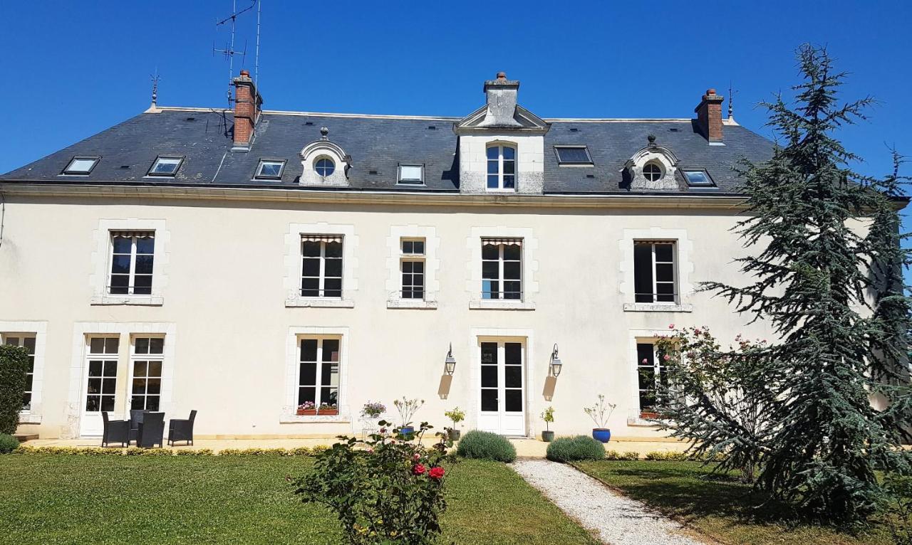 Le Manoir Domaine De La Motte Aparthotel Saint-Dye-sur-Loire Ngoại thất bức ảnh